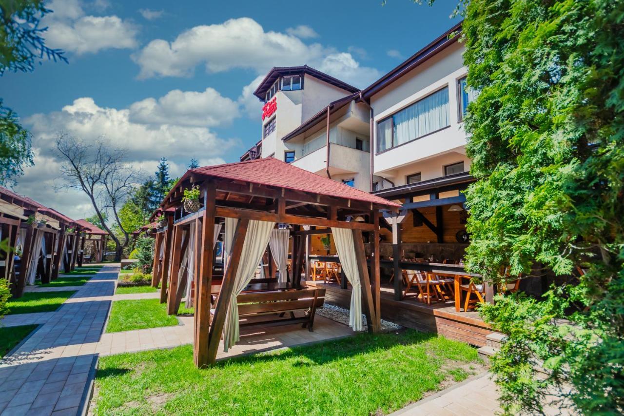 Pensiunea Iristar Fălticeni Extérieur photo